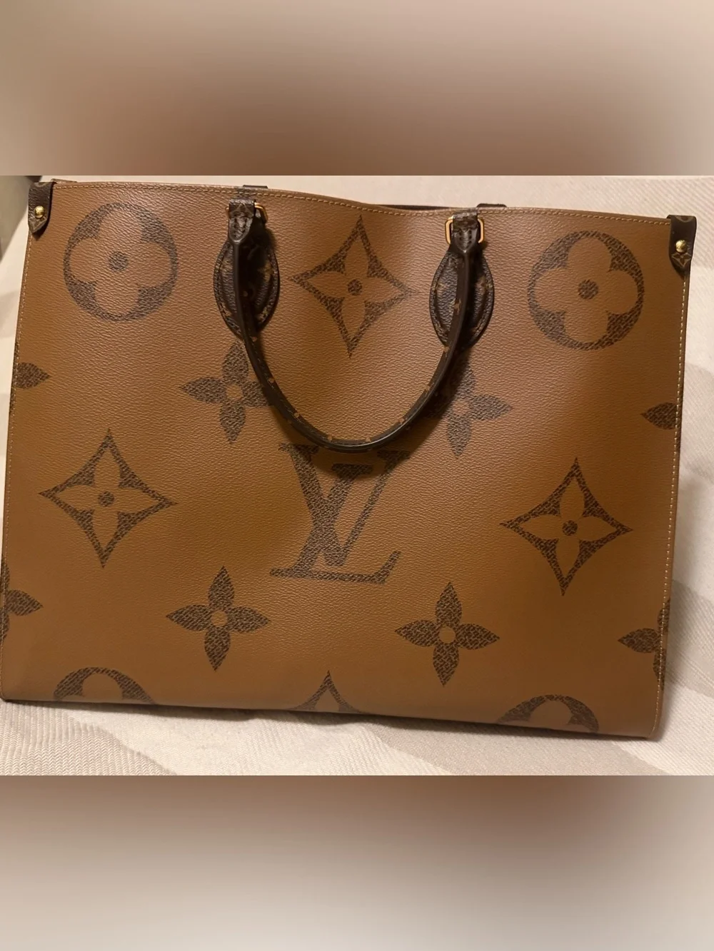 Louis Vuitton On The Go GM Tote